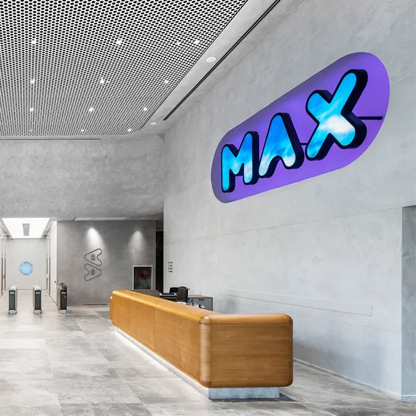 מקס, בני ברק