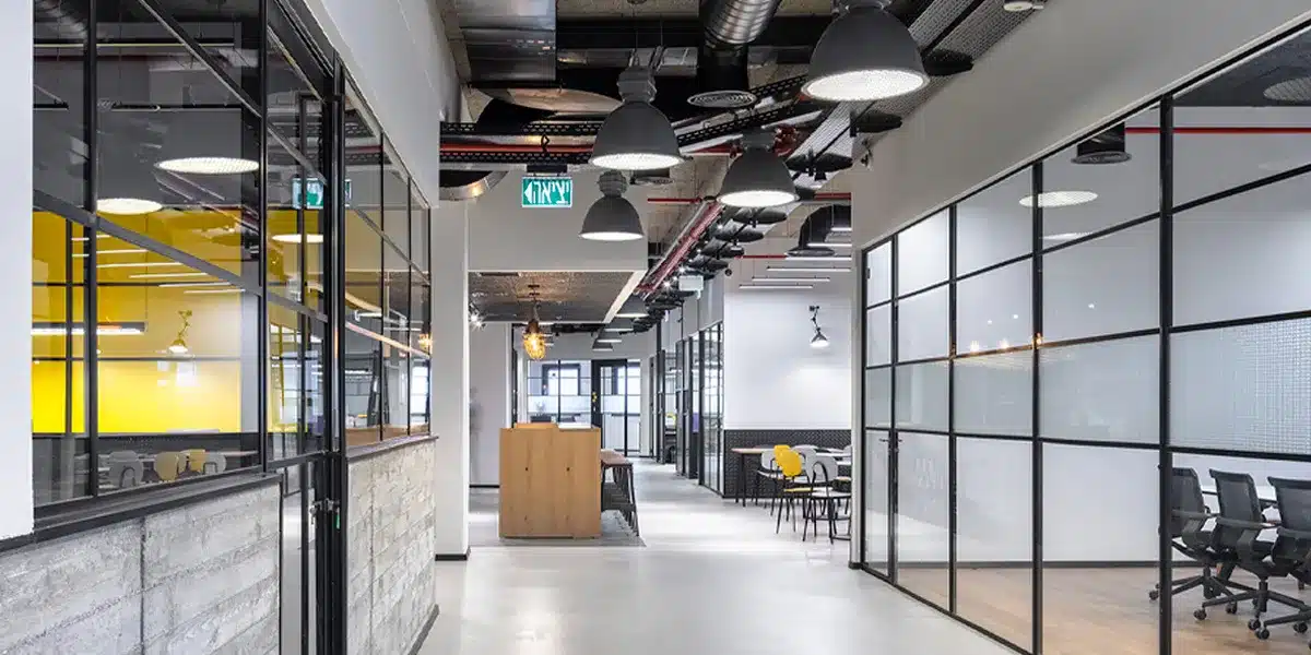 SBD, ראש העין